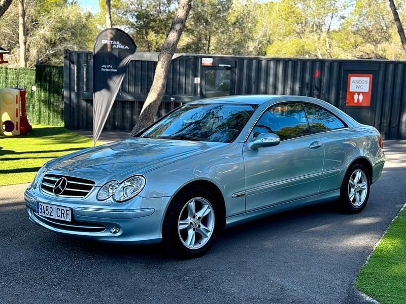 Usado Mercedes CLK320 Avantgarde 218 CV (160 kW) 2004 Azul Coupe