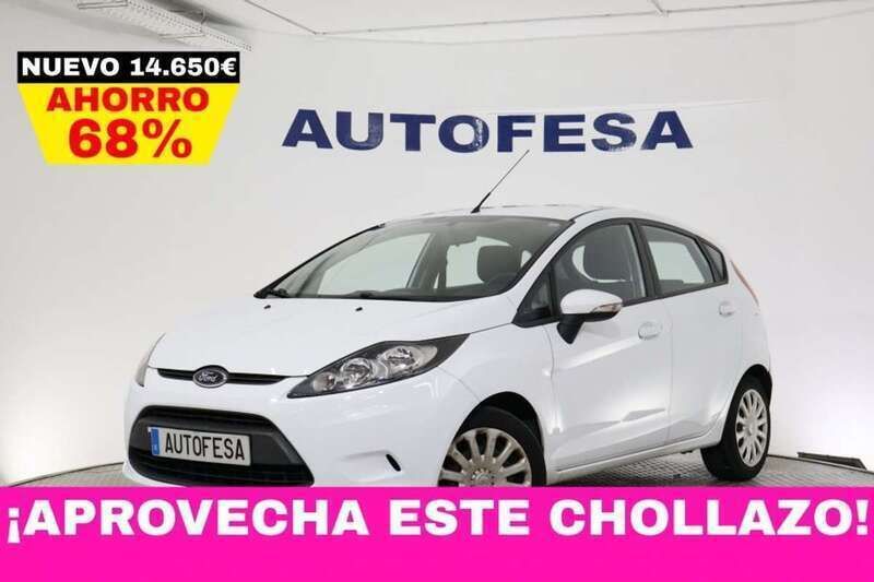 Blanco Usado 2011 Ford Fiesta Trend Utilitario | 4700 € (Buen precio) - Imagen 1/4