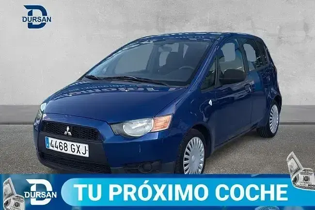 Usado Mitsubishi Colt Inform 75 CV (55 kW) 2010 Utilitario