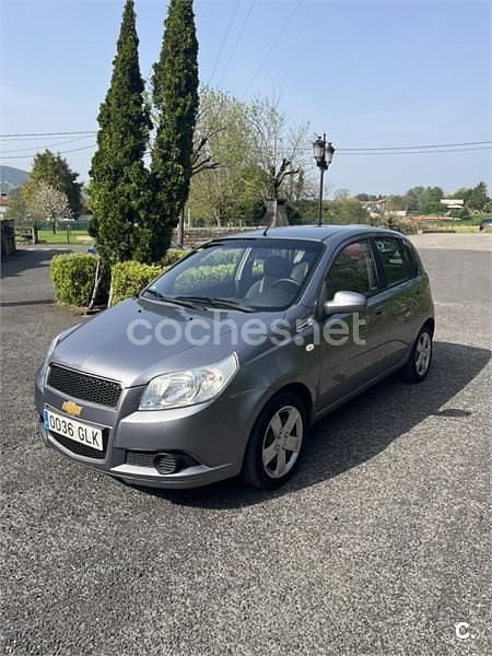 Usado Chevrolet Aveo LS 84 CV (61 kW) 2009 Gris / plata Berlina