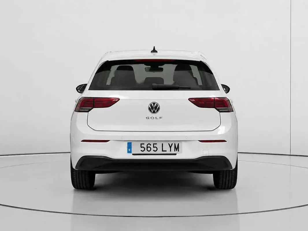 Usado VW Golf VIII 116 CV (85 kW) 2022 Blanco Utilitario