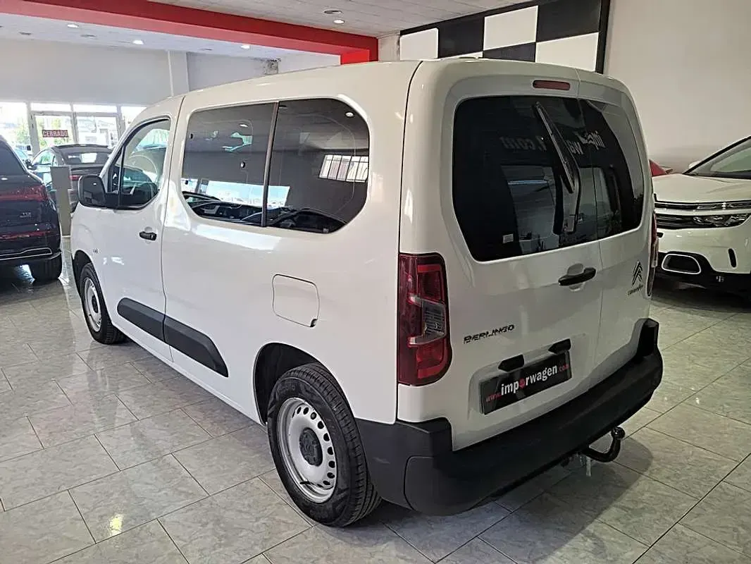 Usado Citroën Berlingo Feel 102 CV (75 kW) 2019 Blanco Monovolumen