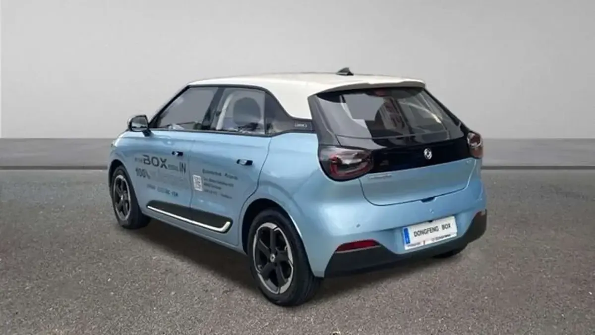 Usado DongFeng Box 69 kW (95 CV) 2025 Azul Utilitario
