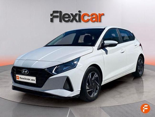 Usado Hyundai i20 84 CV (61 kW) 2021 Blanco Utilitario