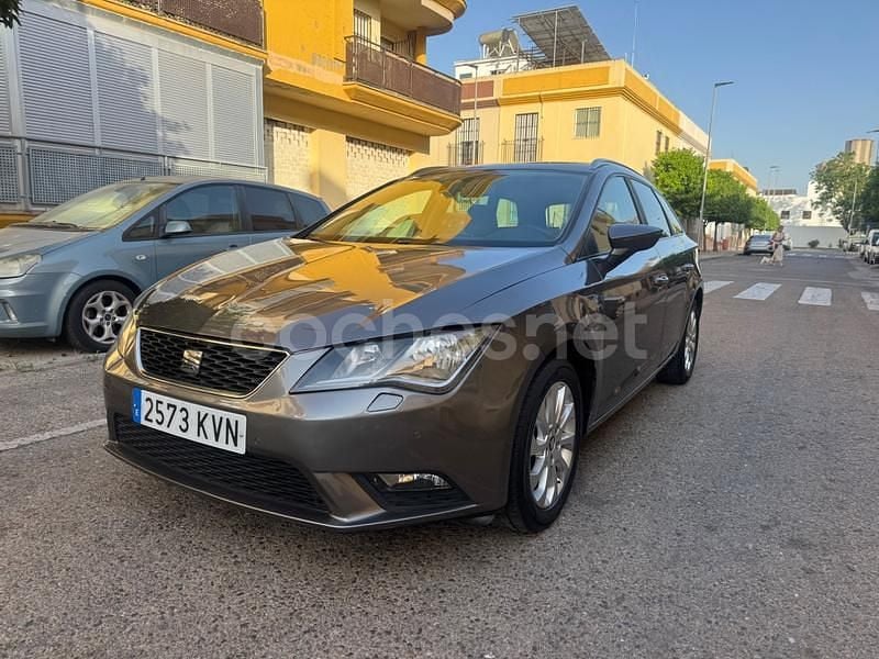 Beige Usado 2019 Seat Leon Style Berlina | 9999 € (Super precio) - Imagen 1/4