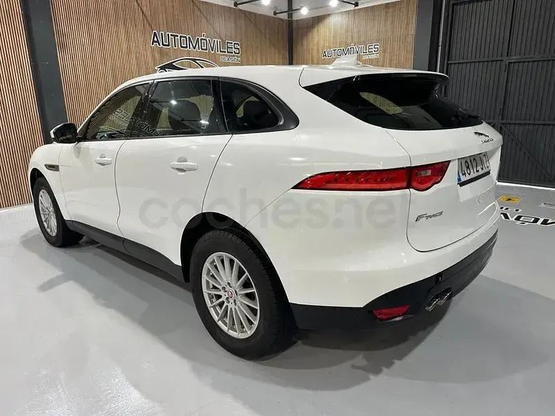 Usado Jaguar F-Pace Pure 163 CV (119 kW) 2017 Blanco SUV