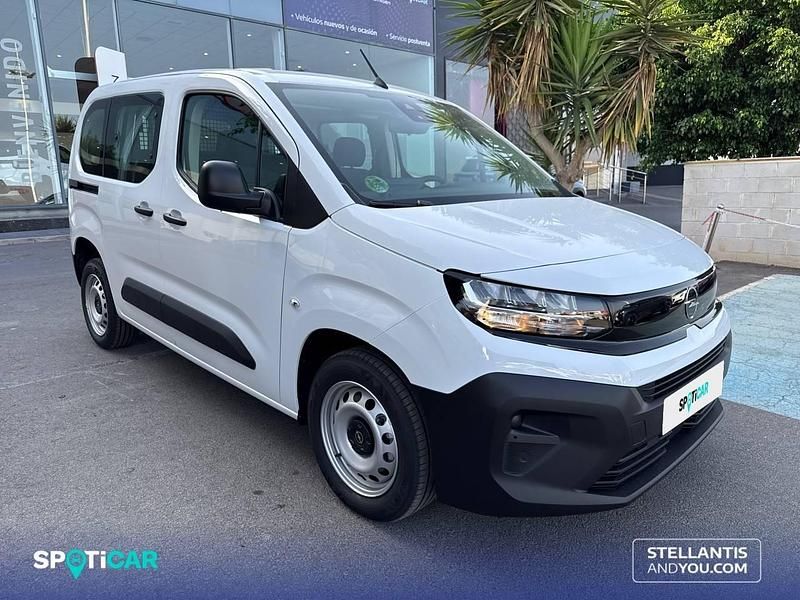 Novo Opel Combo Edition 100 HP (73 kW) 2025 Branco Monovolume
