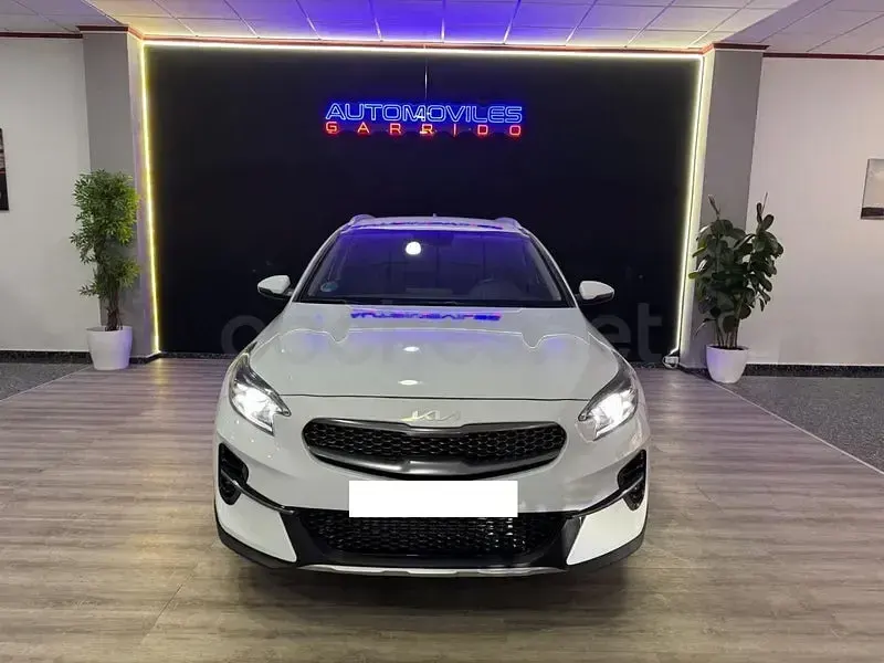 Usado Kia XCeed 160 CV (117 kW) 2022 Blanco SUV