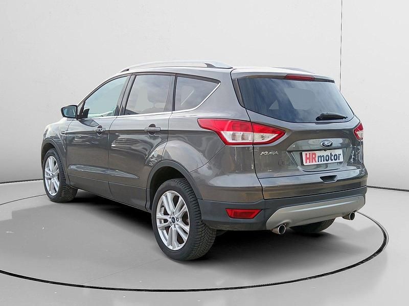 Usado Ford Kuga Titanium 141 CV (103 kW) 2014 Gris SUV