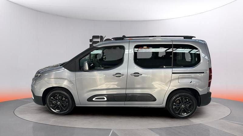 Usado Citroën Berlingo Feel 102 CV (75 kW) 2020 Gris Monovolumen