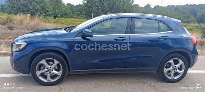 Usado Mercedes GLA200 136 CV (100 kW) 2019 Azul SUV