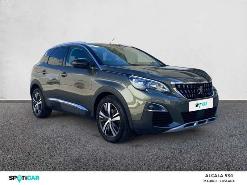 Usado Peugeot 3008 Allure 131 CV (96 kW) 2019 Gris SUV