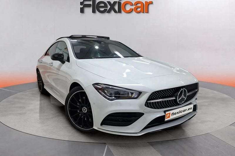 Usado Mercedes CLA220 190 CV (139 kW) 2025 Blanco Berlina