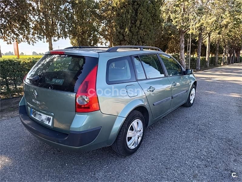 Usado Renault Mégane GrandTour Authentique 115 CV (84 kW) 2005 Verde Familiar