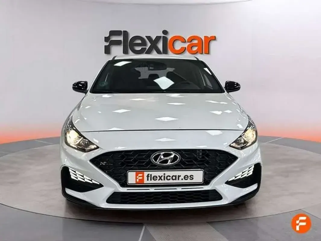 Usado Hyundai i30 N Line 101 CV (74 kW) 2024 Blanco Utilitario