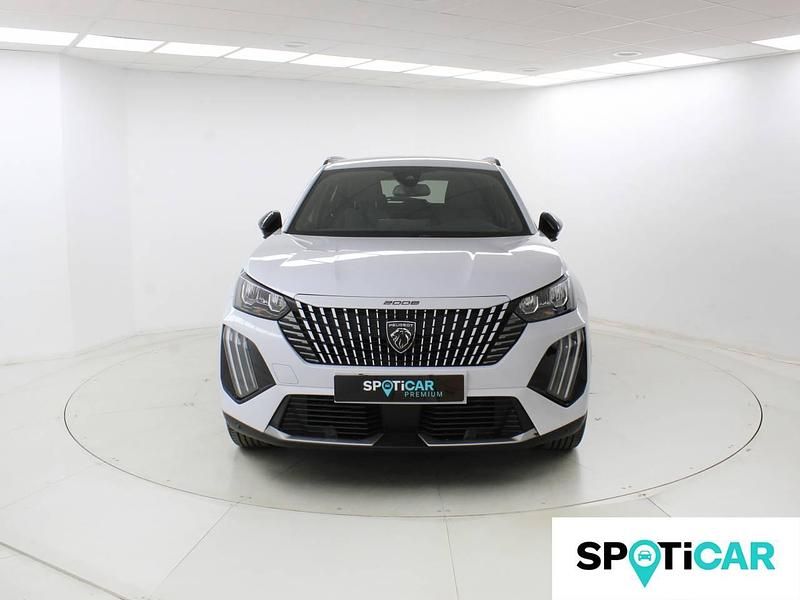 Usado Peugeot e-2008 Allure 100 kW (136 CV) 2024 Blanco SUV