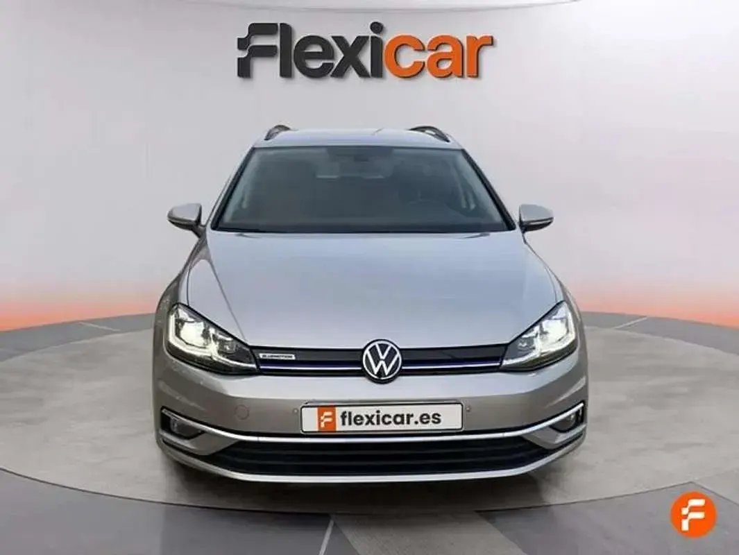Usado VW Golf VII Advance 150 CV (110 kW) 2018 Gris Utilitario