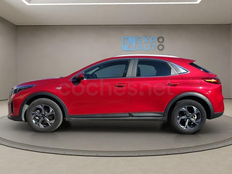 Usado Kia XCeed 120 CV (88 kW) 2024 Rojo SUV