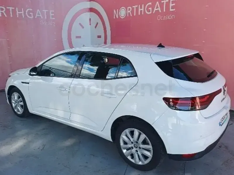 Usado Renault Mégane II Equilibre 140 CV (102 kW) 2022 Blanco Berlina