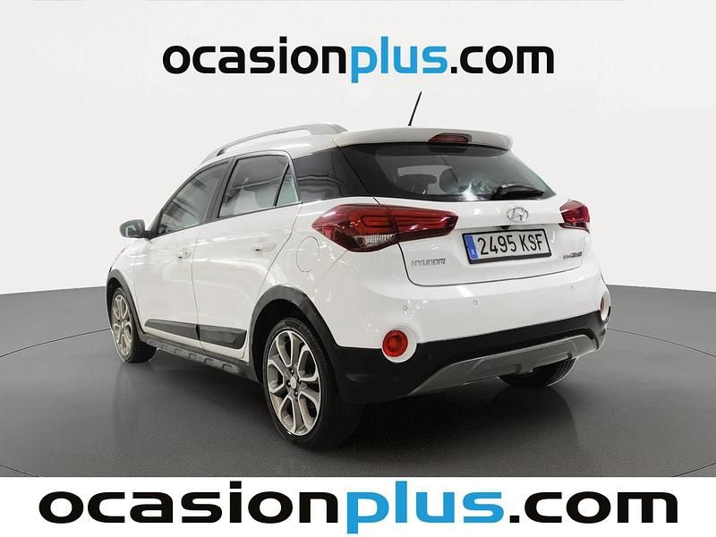 Begagnad Hyundai i20 Active 101 HK (74 kW) 2018 Vit Halvkombi