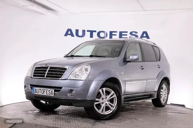 Azul Usado 2013 Ssangyong (KGM) Rexton Limited SUV | 9450 € - Imagen 1/4