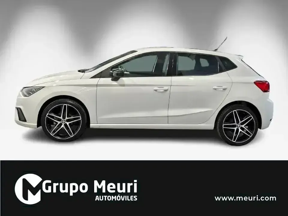 Usado Seat Ibiza FR 90 CV (66 kW) 2021 Blanco Utilitario
