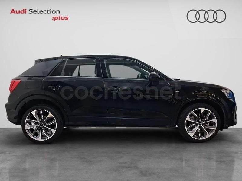 Usado Audi Q2 Ambiente 150 CV (110 kW) 2025 Negro SUV