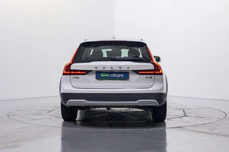 Usado Volvo V90 CC Pro 197 CV (144 kW) 2021 Blanco Familiar