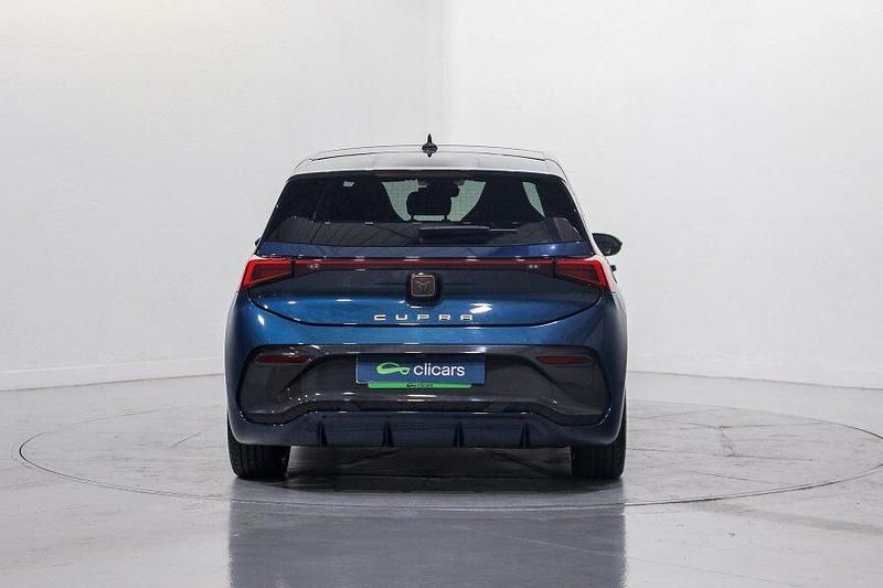 Usado Cupra Born 150 kW (204 CV) 2022 Azul Utilitario