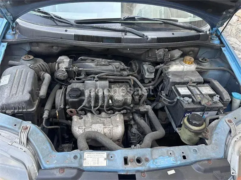 Usado Chevrolet Kalos SE 72 CV (52 kW) 2004 Azul Berlina