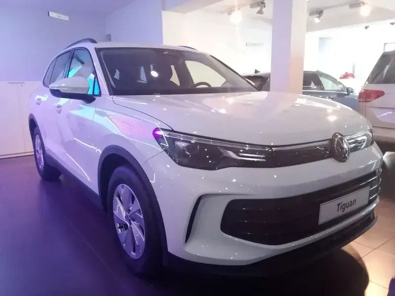 Usado 2024 VW Tiguan SUV | 35.990 € (Buen precio) - Imagen 1/4