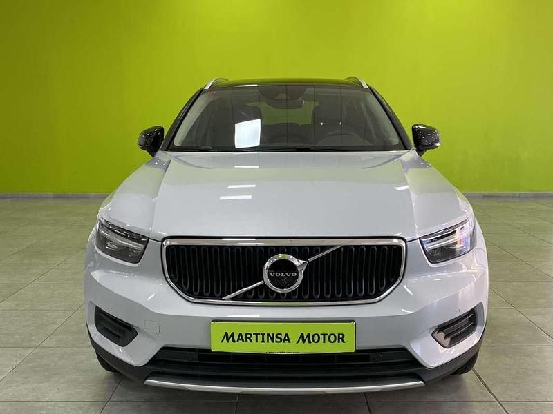 Usado Volvo XC40 Momentum 163 CV (119 kW) 2021 Gris SUV
