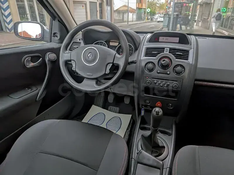 Usado Renault Mégane 110 CV (80 kW) 2007 Azul Berlina
