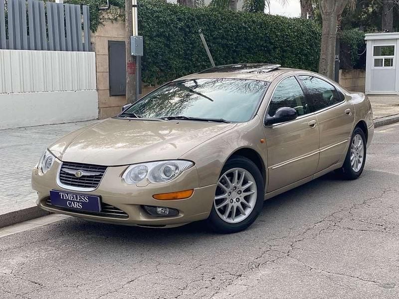 Usado Chrysler 300C 253 CV (186 kW) 2004 Beige Berlina