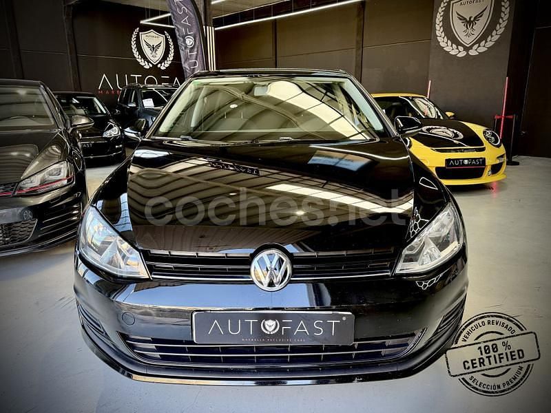 Usado VW Golf VII 110 CV (80 kW) 2015 Negro Utilitario