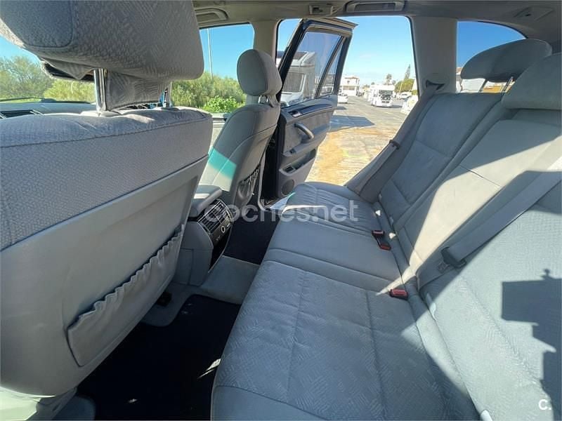 Negro Usado 2002 BMW X5 SUV | 4600 € (Precio justo) - Imagen 1/4