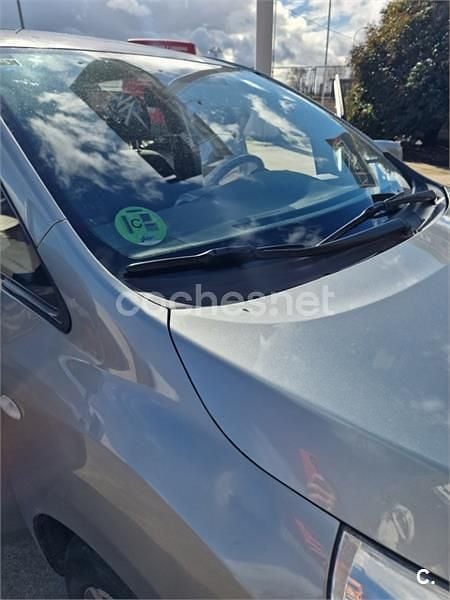 Usado Toyota Verso Active 132 CV (97 kW) 2012 Gris / plata Monovolumen