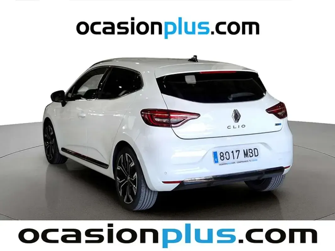 Usado Renault Clio Engineered 140 CV (102 kW) 2022 Blanco Utilitario