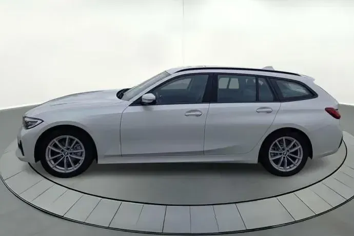 Usado BMW 320 190 CV (139 kW) 2019 Blanco Familiar