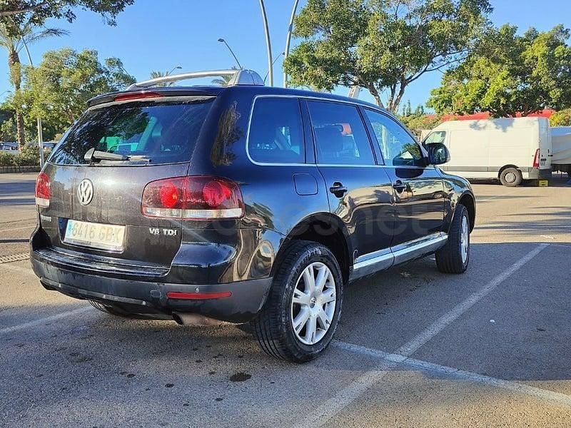Usado VW Touareg 240 CV (176 kW) 2008 Negro SUV