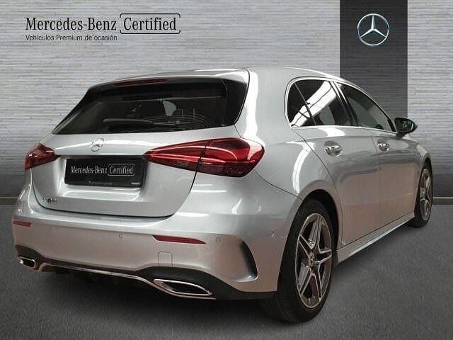 Usado Mercedes A180 136 CV (100 kW) 2025 Plata hightech