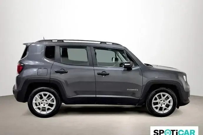 Usado Jeep Renegade Altitude 130 CV (95 kW) 2024 Gris / plata SUV