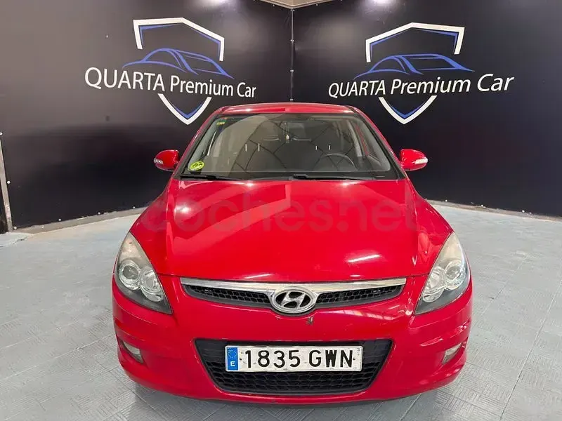 Usado Hyundai i30 Style 128 CV (94 kW) 2010 Rojo Berlina