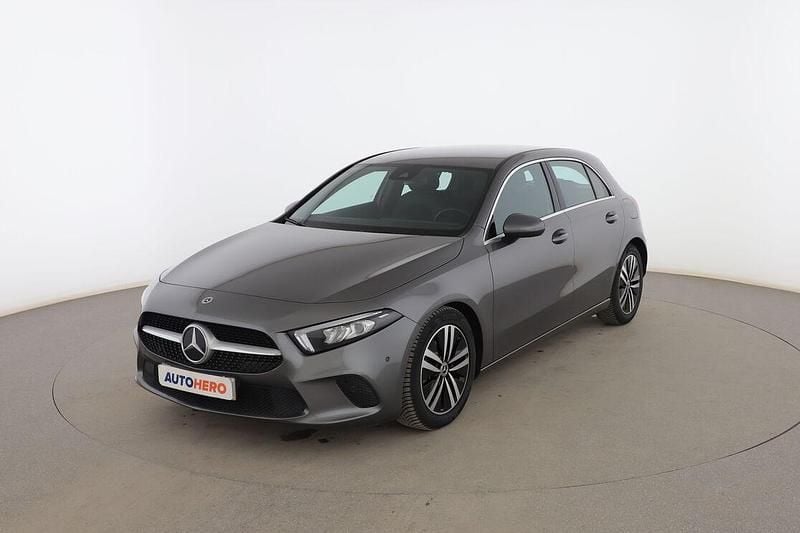 Gris Usado 2021 Mercedes A180 Progressive Utilitario | 24.699 € (Precio justo) - Imagen 1/3
