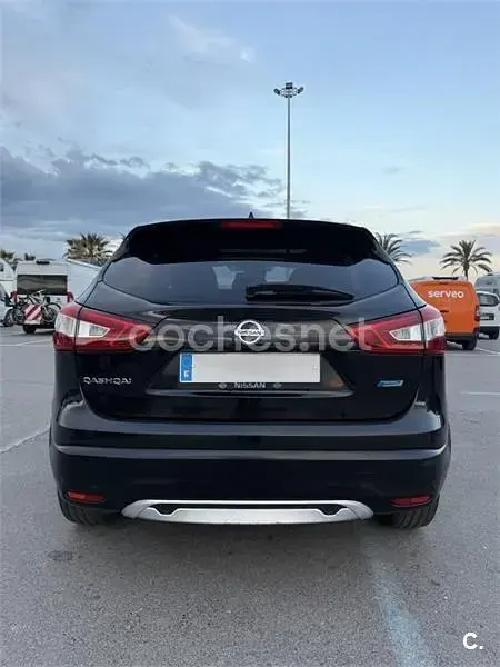 Usado Nissan Qashqai Premium Edition 110 CV (80 kW) 2015 Negro SUV