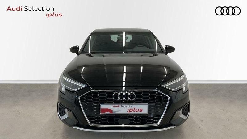 Usado Audi A3 Advanced Plus 116 CV (85 kW) 2023 Negro Berlina