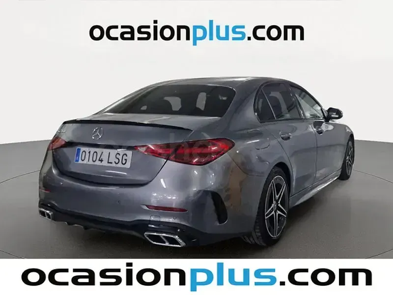 Usado Mercedes C220 200 CV (147 kW) 2021 Gris / plata Berlina
