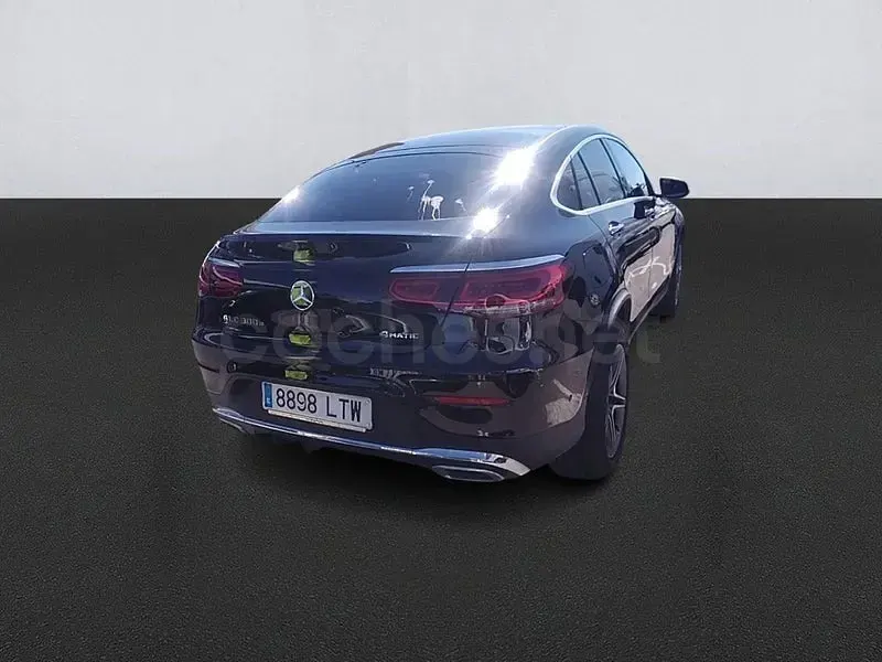 Usado Mercedes GLC300e 320 CV (235 kW) 2021 Negro SUV