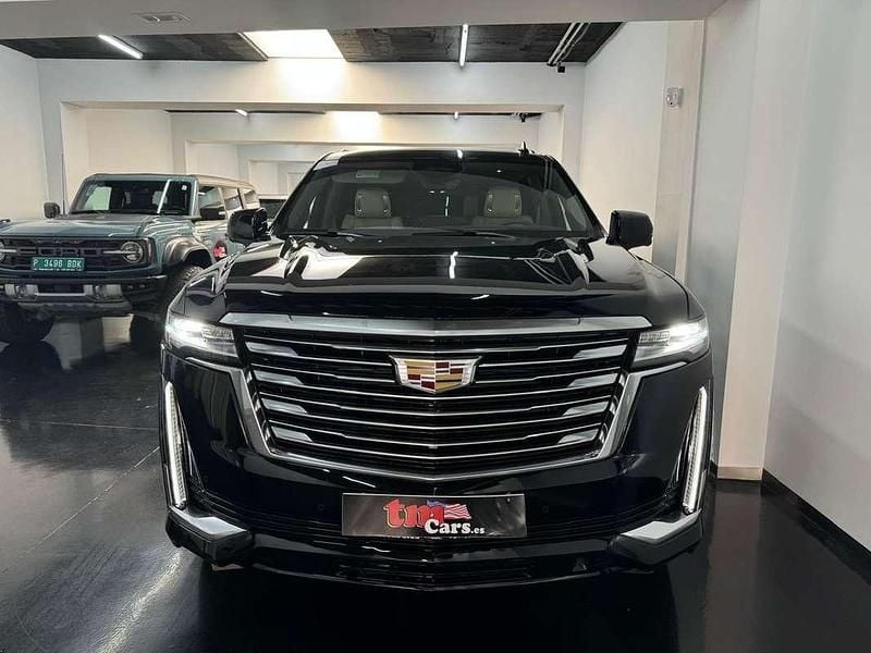 Usado Cadillac Escalade 426 CV (313 kW) 2024 Negro SUV