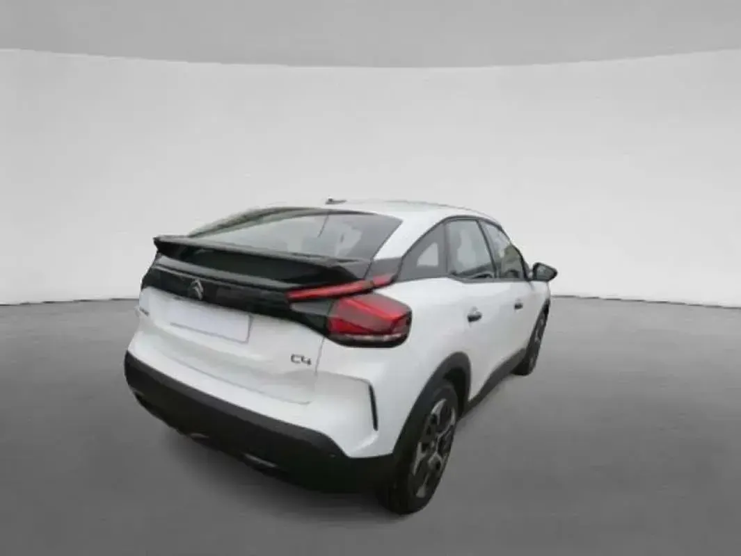 Usado Citroën C4 Feel 101 CV (74 kW) 2023 Blanco SUV